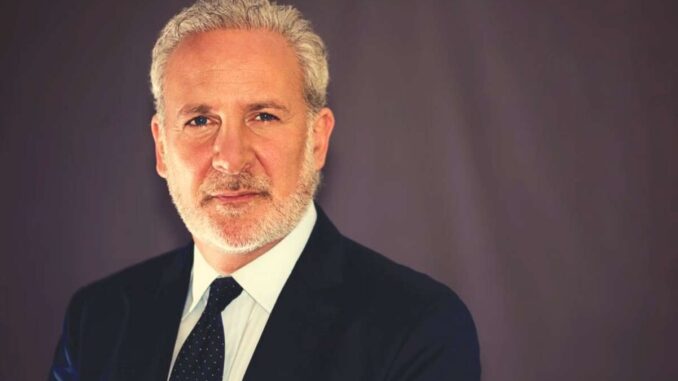 Peter Schiff Tells Michael Saylor to Take $4.3B Loan to Buy U.S. Government Bitcoin