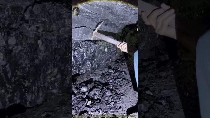 How work Coal Miners⛏️👷#shorts